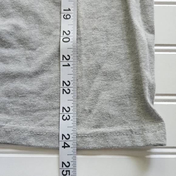 New Men's Disney Snow White Grumpy Grey and Green Seven Dwarfs Shirt Size Small - Picture 8 of 12